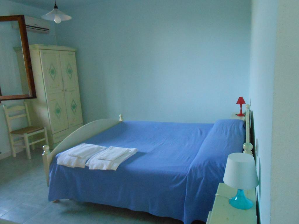 Agriturismo Tupei Hotel Calasetta Room photo